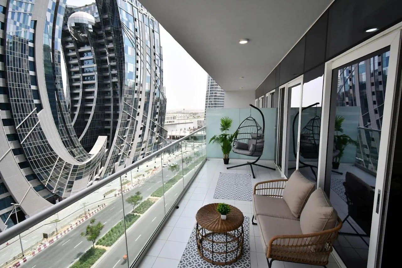 Apartment Vera Residence-Canal Viewing Dubai Mall Walking 2Br Chic Apt